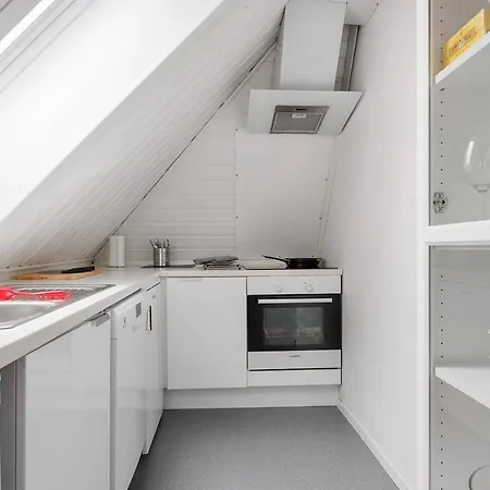 Stylish Top Floor, Central, Free Parking. Ls401 Apartman Bergen