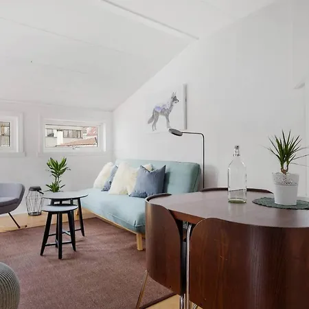 Stylish Top Floor, Central, Free Parking. Ls401 Bergen
